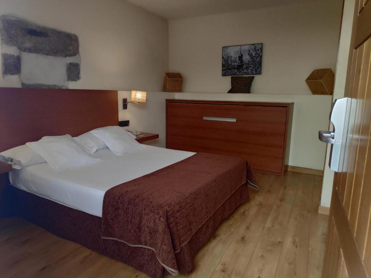 Hotel Las Leyendas Ávila Luaran gambar