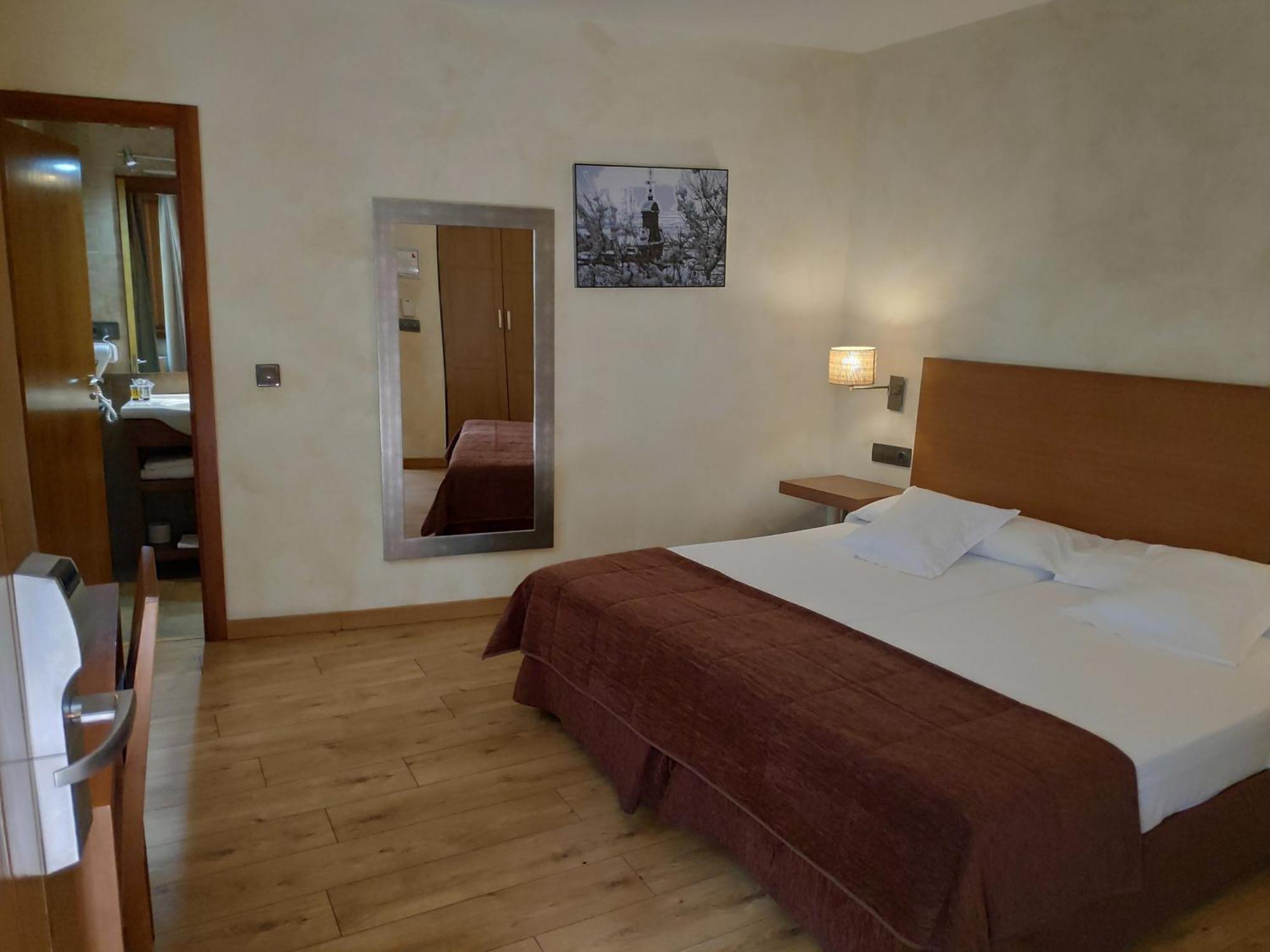 Hotel Las Leyendas Ávila Luaran gambar